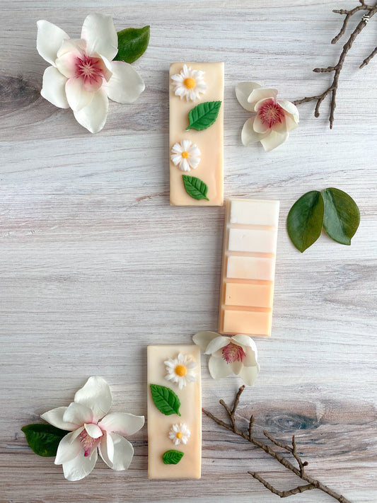 Peach Magnolia Snap Bar